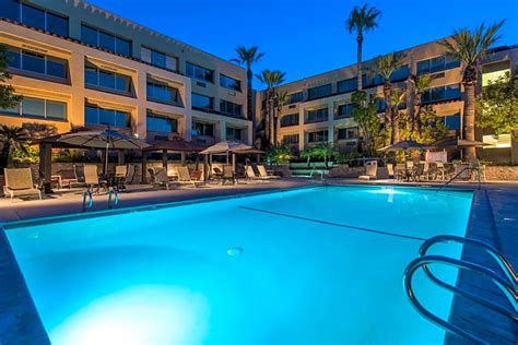 Grand Vista Hotel Simi Valley, United States. Rates from USD99..